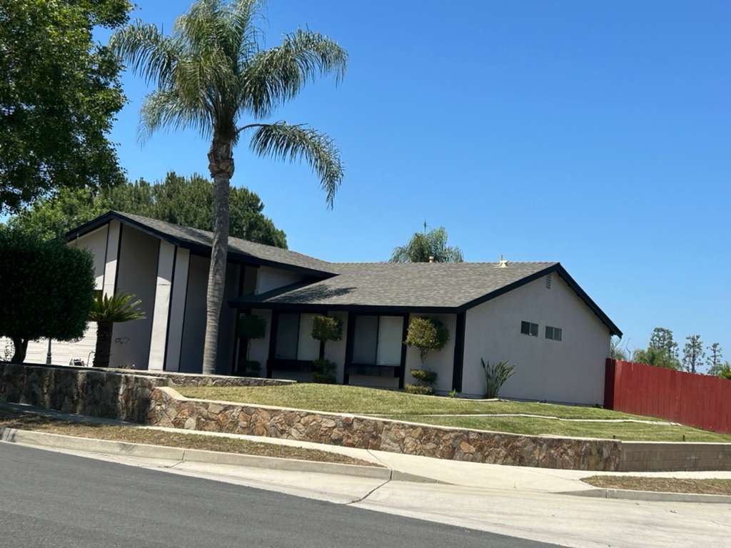 Freshly painted residential interior, Regina project completed photo 3 — Corona, CA