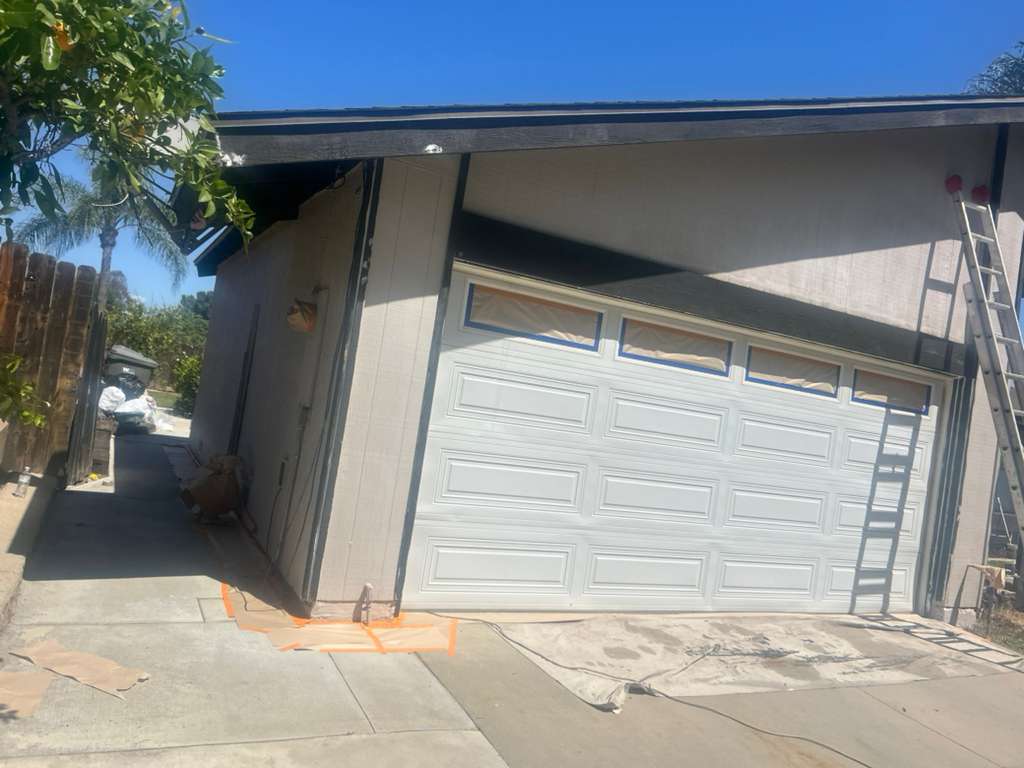 Residential interior before painting, Regina project photo 2 — Corona, CA